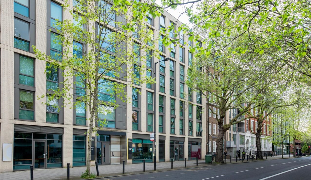Student accommodation in England — reference photo 10