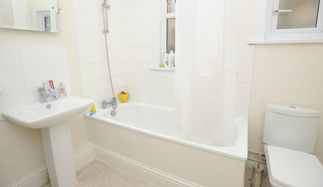 Student accommodation in England — reference photo 13