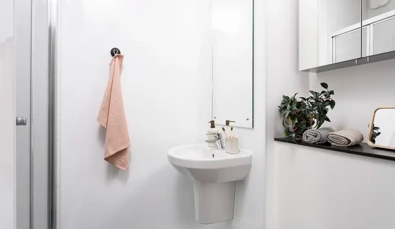 Student accommodation in England — reference photo 6