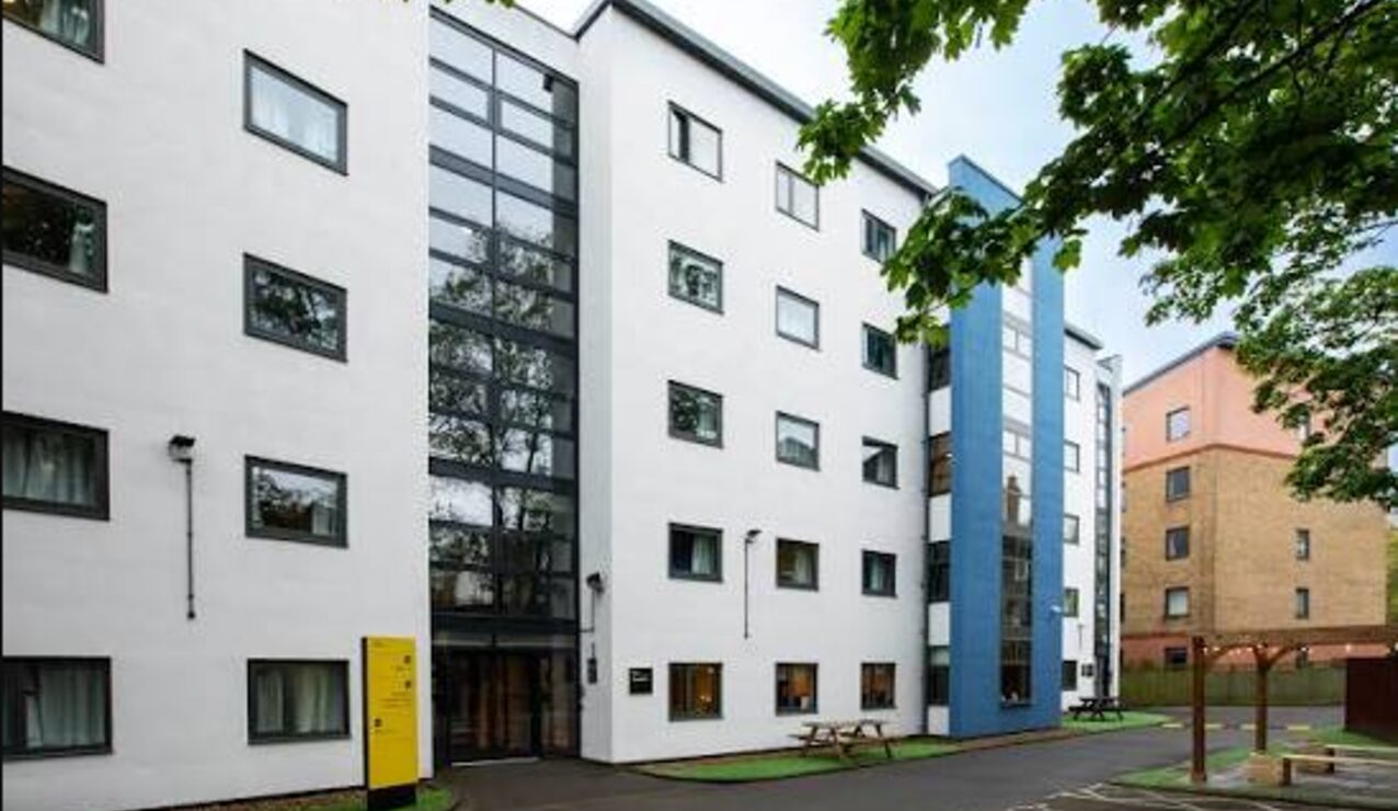 Student accommodation in England — reference photo 9